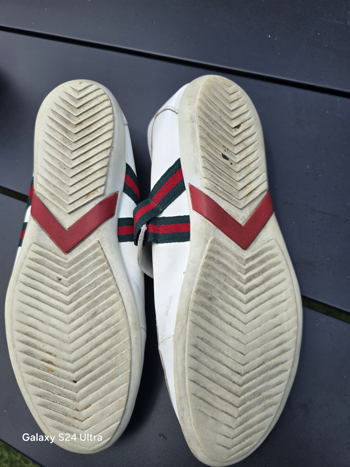 Gucci Men’s White Leather Slip-On Strap Shoes Green/Red Web Stripe Size 10.5
