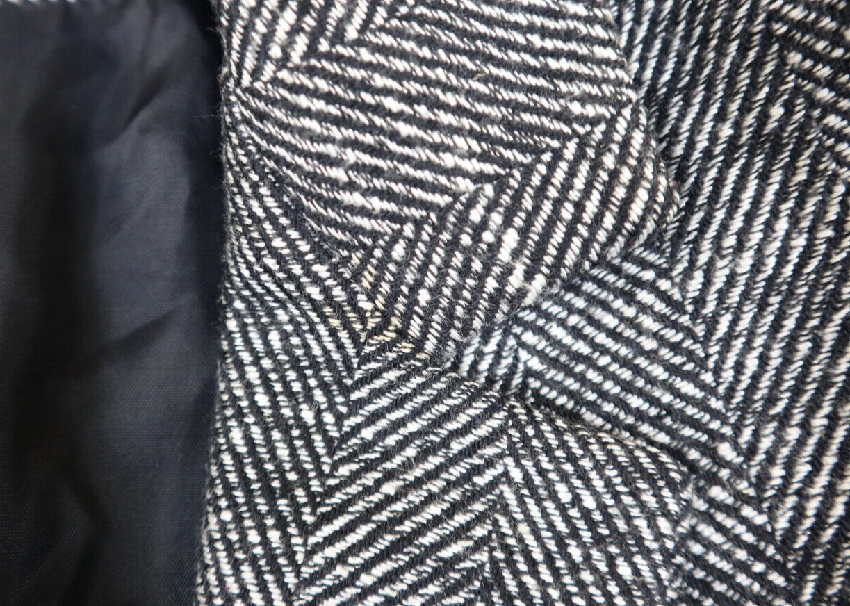 VINTAGE WOMEN’S BLACK & WHITE HERRINGBONE SKIRT SUIT – SAVILLE – SIZE 12P