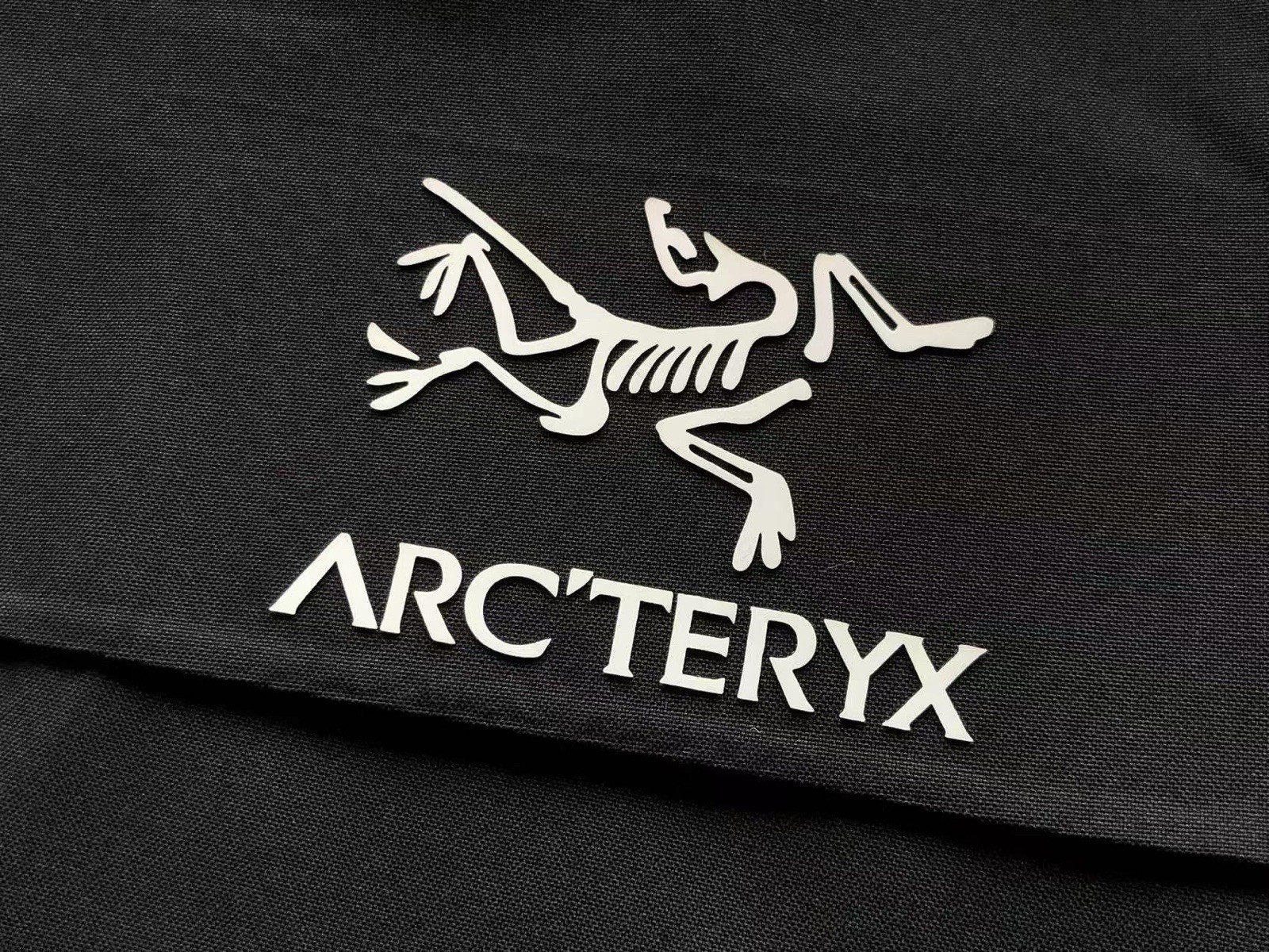 Arc’teryx Men’s Hooded Softshell Jacket Black 2XL Full Zip Stand-Up Collar