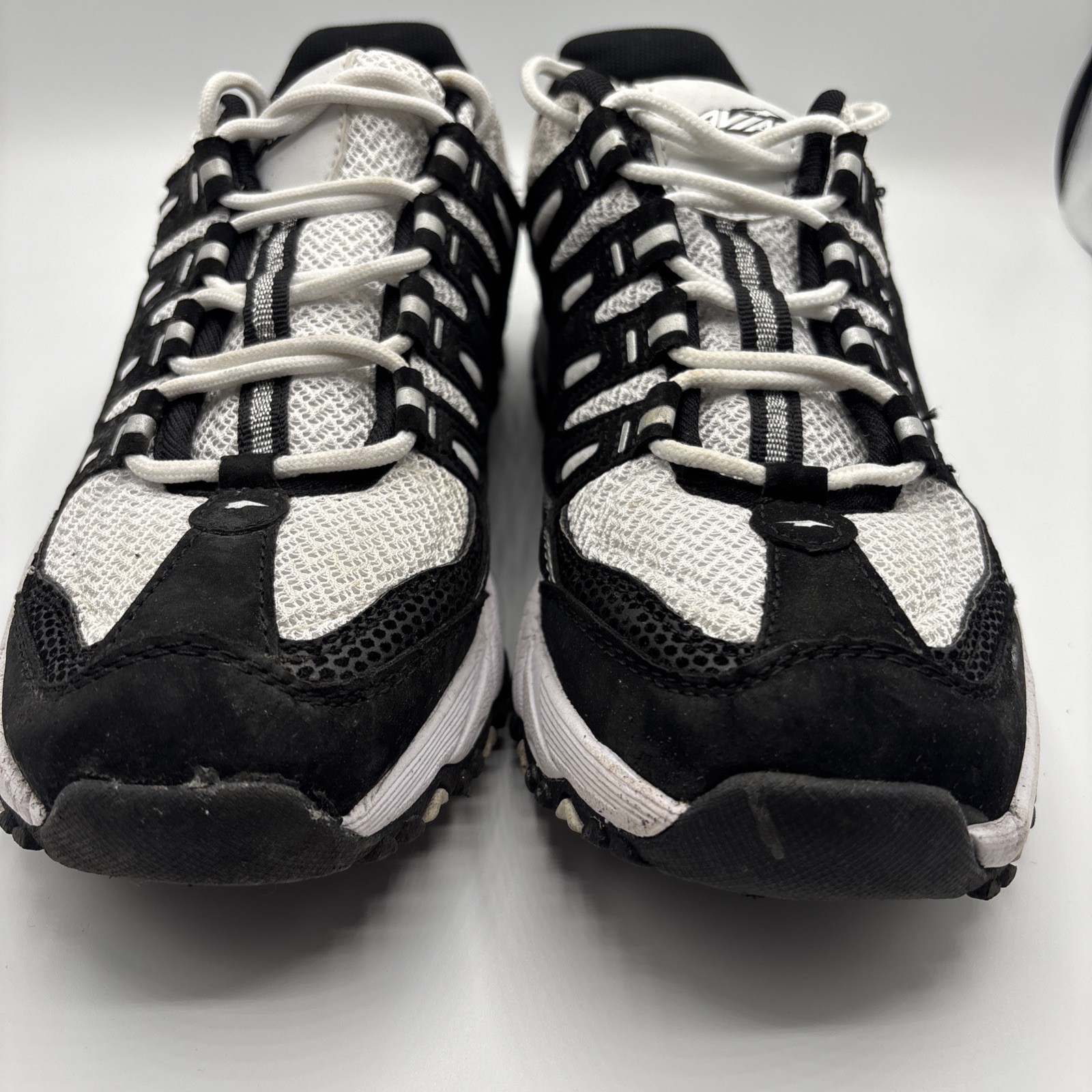 AVIA Women’s 5000 Performance Sneakers Odor Control Memory Foam Insole Size 8.5