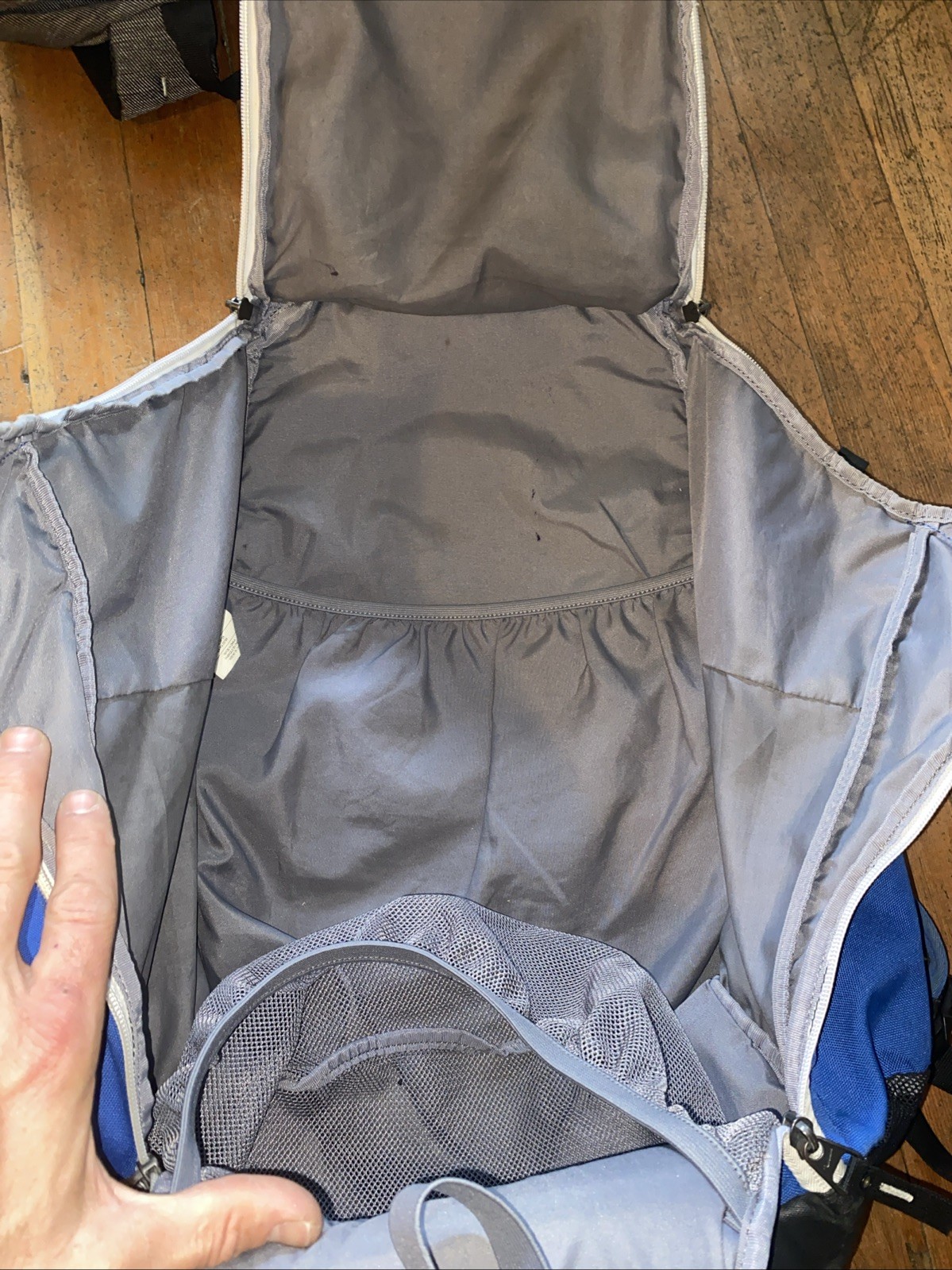Nike Elite Max Air Backpack Blue Quad Zip System Basketball