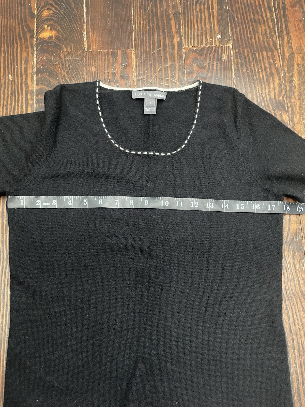 Saks Fifth Avenue 100% Cashmere Black White Piping Short Sleeve Tee Size Small