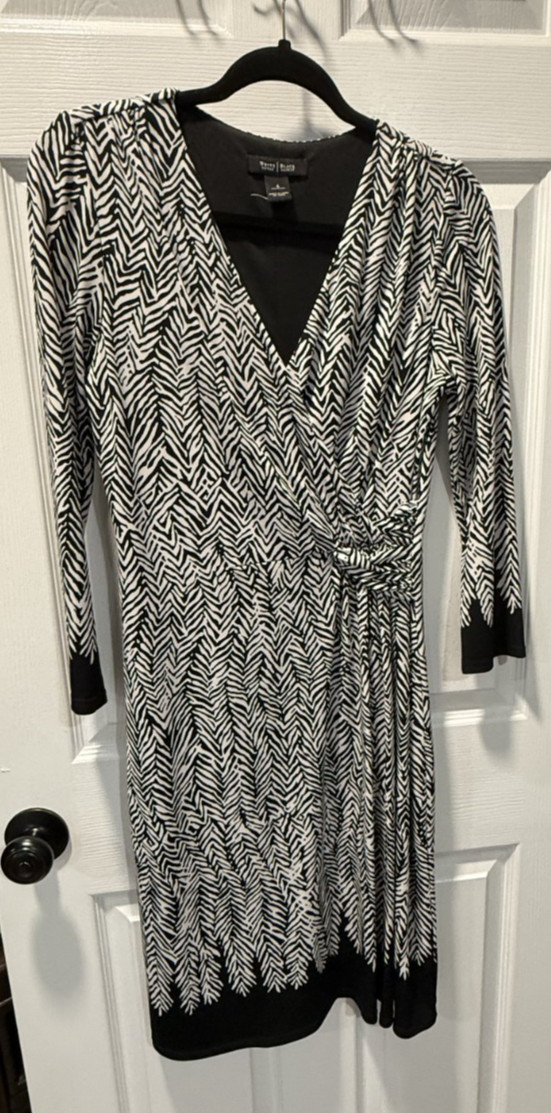 WHBM Pre-owned Black, Size 6, Knee length long dress, Cinched Tie Waist