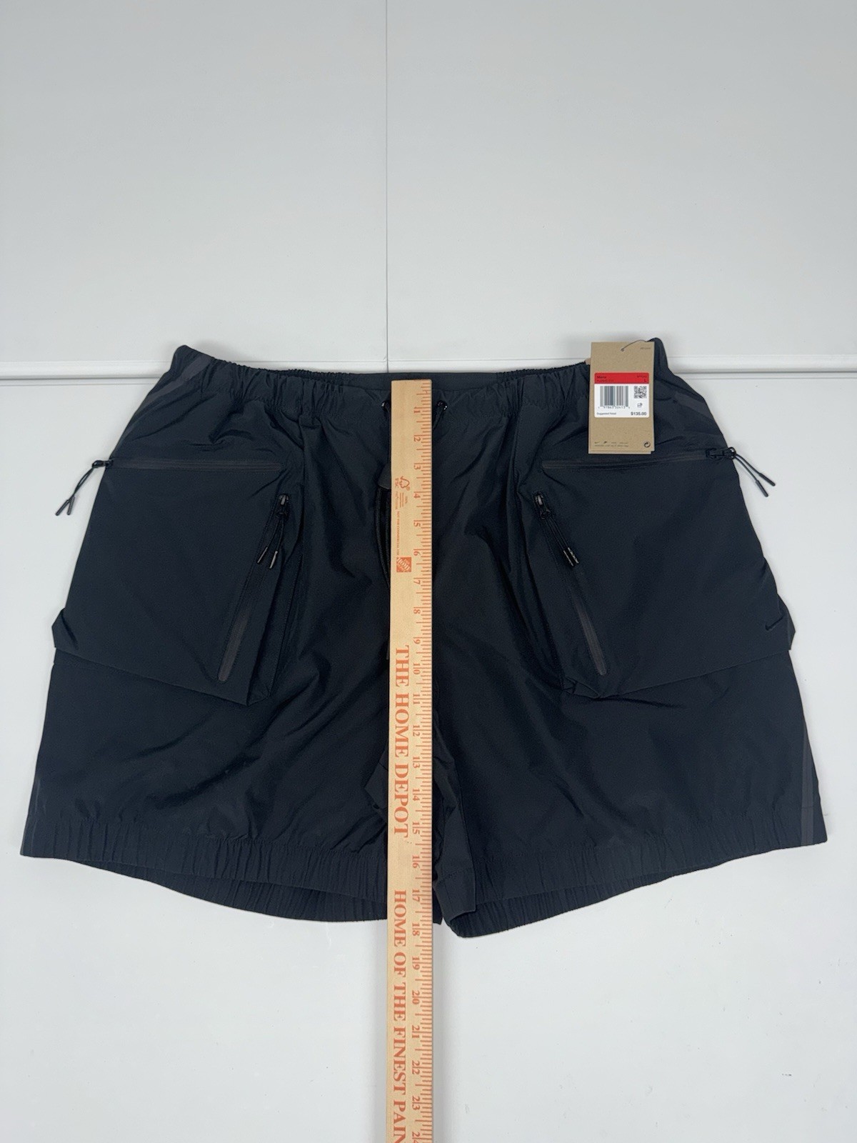 Nike Tech Super Lightweight Shorts Men’s L Black Above-the-Knee HJ2946-010