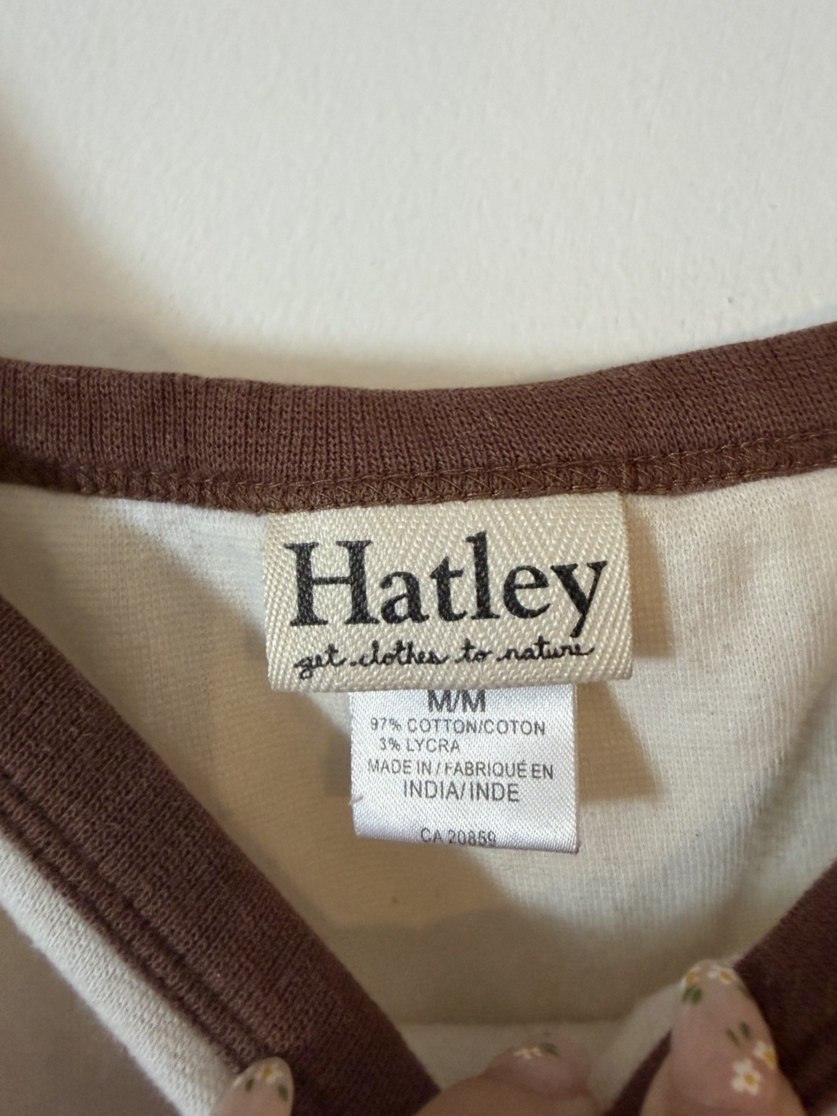 Hatley Women’s Tank Top Black Bear On Tan (size Medium)