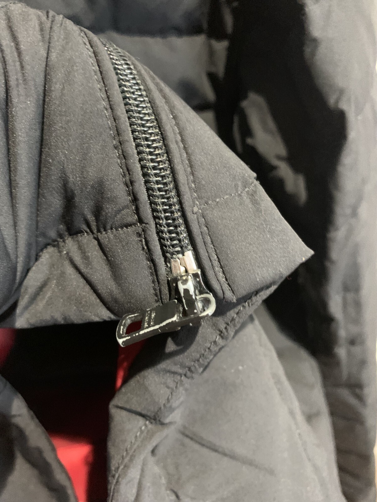 Armani Exchange Puffer Jacket Size M black Full Zip Lined Men’s Sleeve Zip
