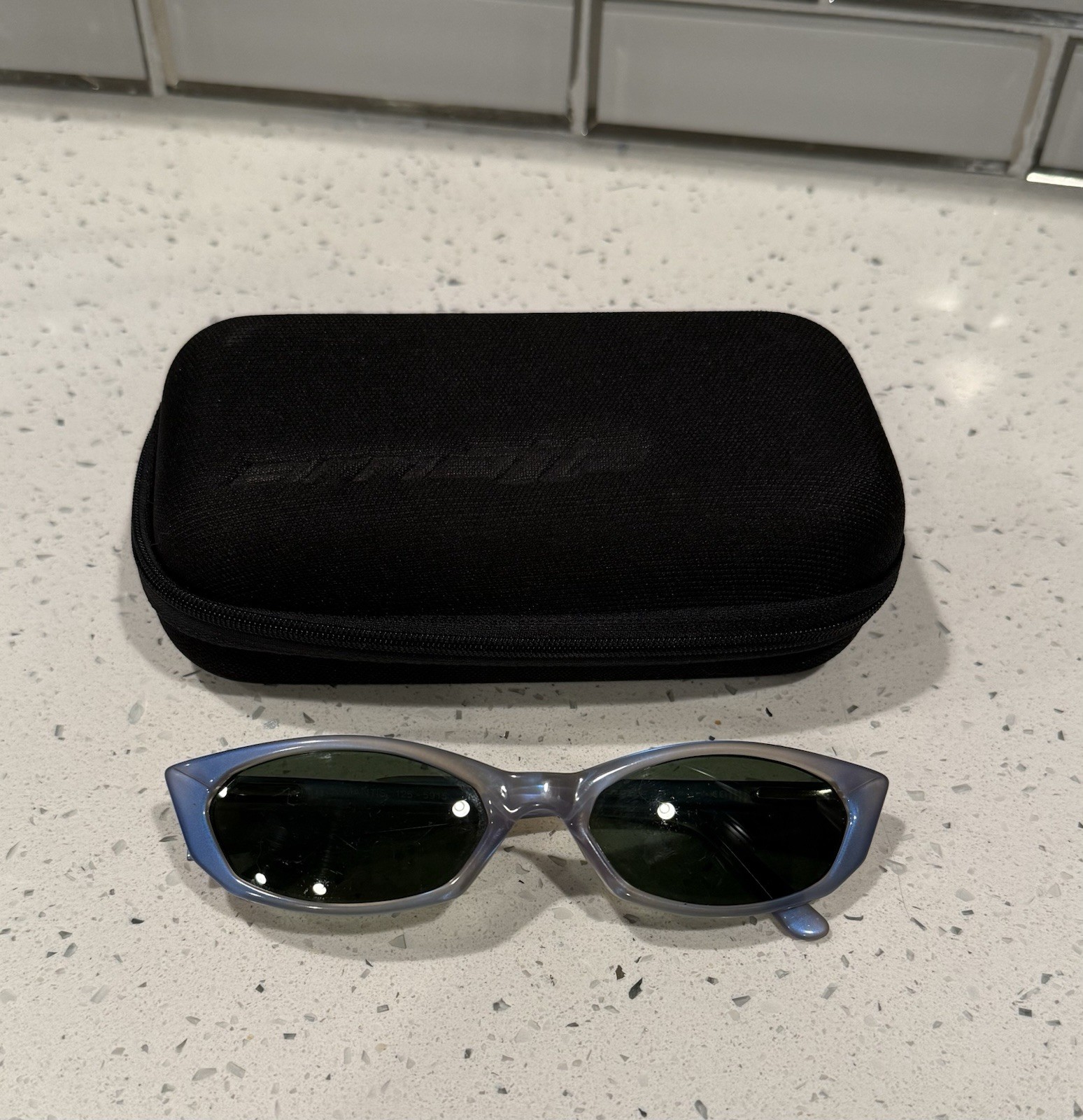 Arnette Mantis 5915 Vintage Blue Iridescent Cat Eye Sunglasses, 125 mm