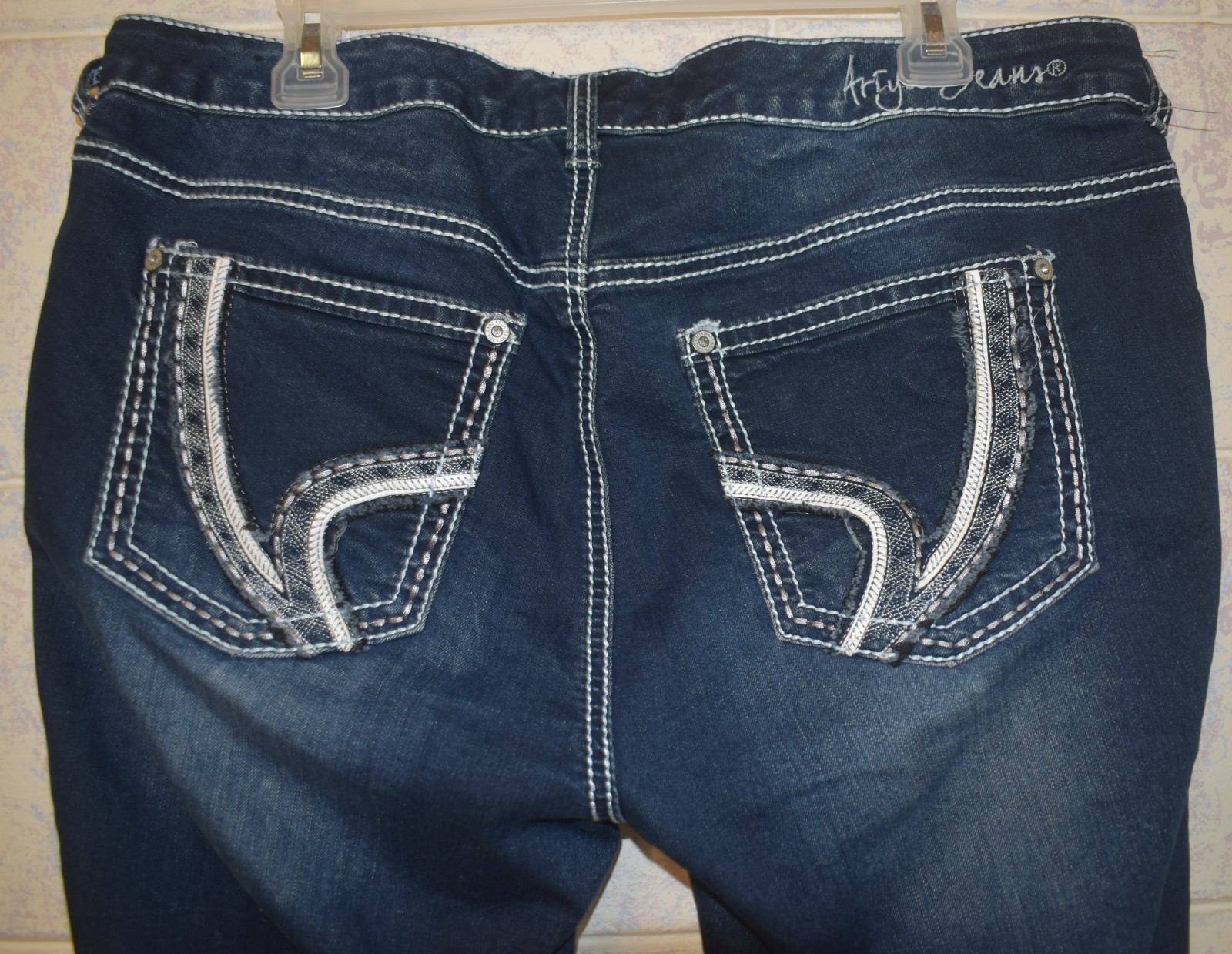 (B-C) Ariya® Stretch Denim Distressed Embroidered Low Rise Skinny Jeans- Size 14