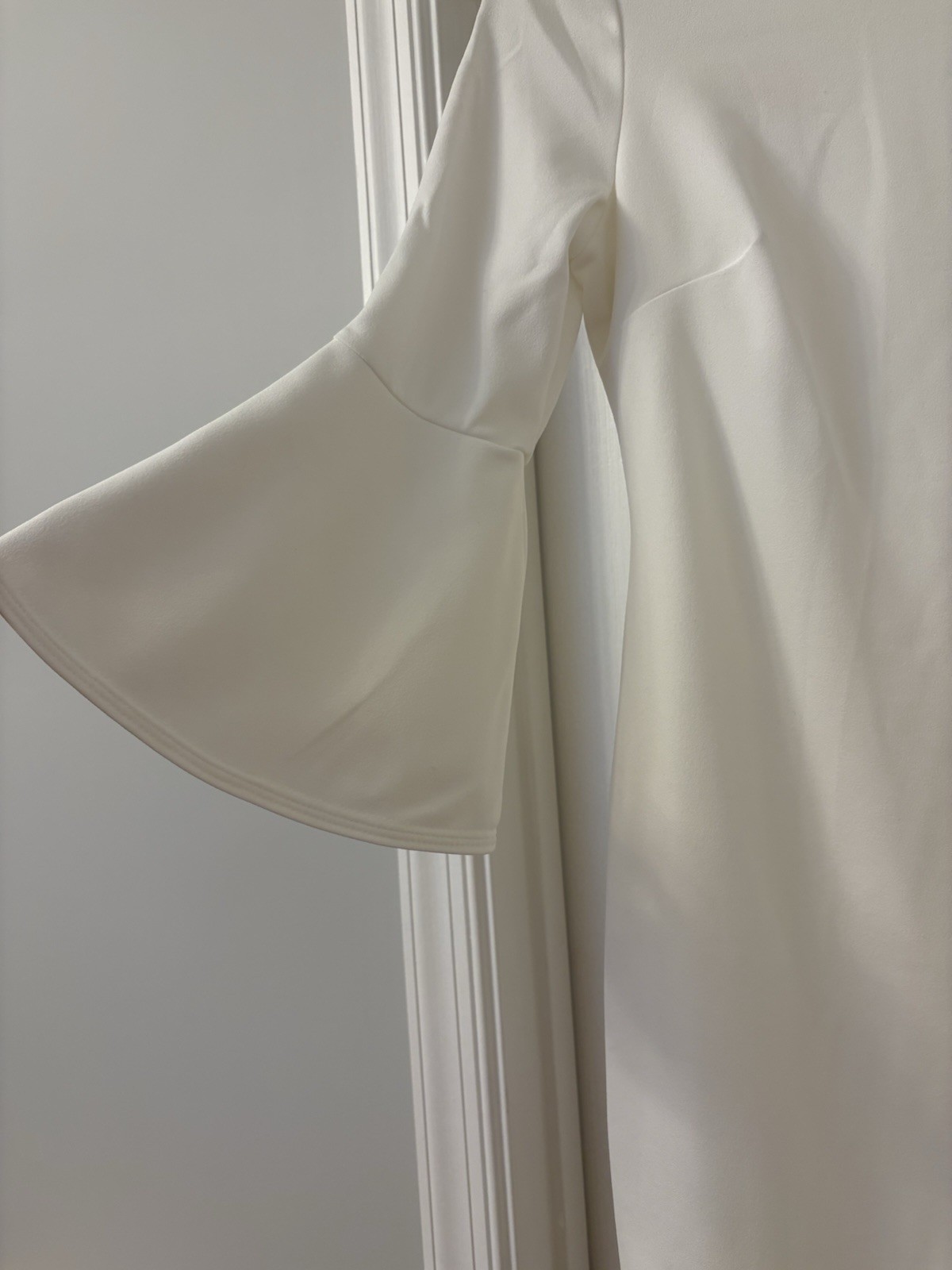 Calvin Klein White Solid Sheath Dress Round Neck Bell 3/4 Sleeve Zip, 2
