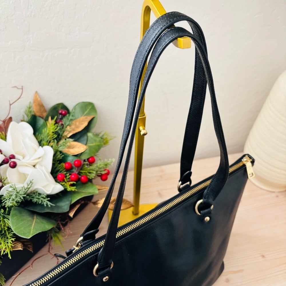 Coach Gallery Tote Bag Black Leather Gold Accents F79608