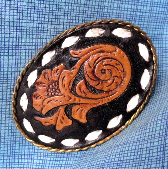 Western Desert Floral Belt Buckle Leather Inlay Nickel Silver Vtg 70s 80s.NOX185