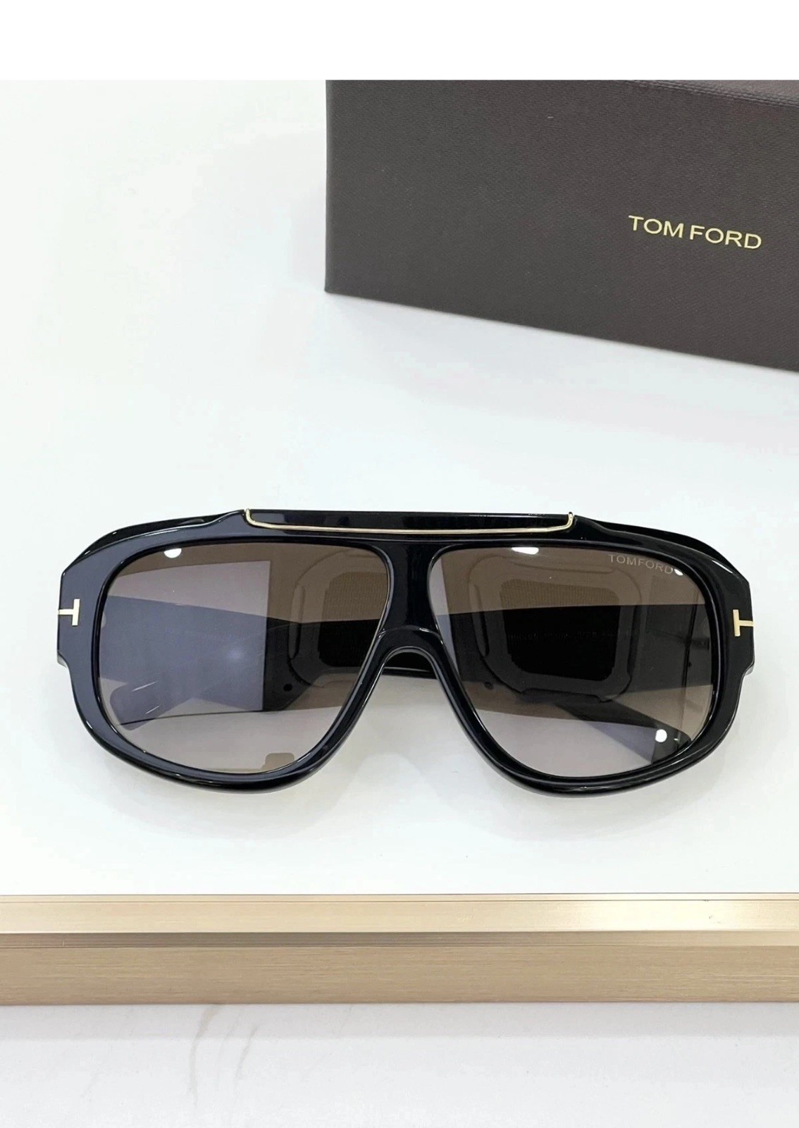 Tom Ford Rellen Mask Sunglasses TF1093 Black/Gray 71-7-120mm New
