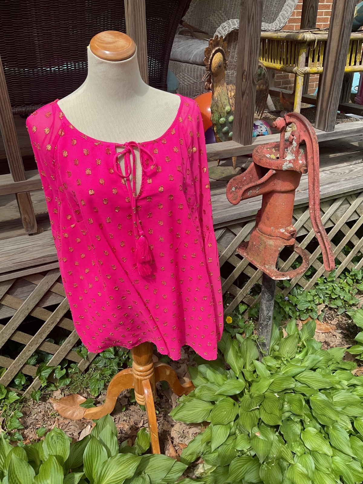 CROWN & IVY 1X WOMENS GORGEOUS HOT PINK TOP 48″x26″L