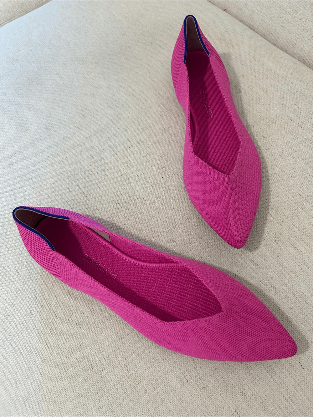 Rothy’s The Point Womens Flat Shoes Dragon Fruit Fushia Pink, Size 11.5, NWT