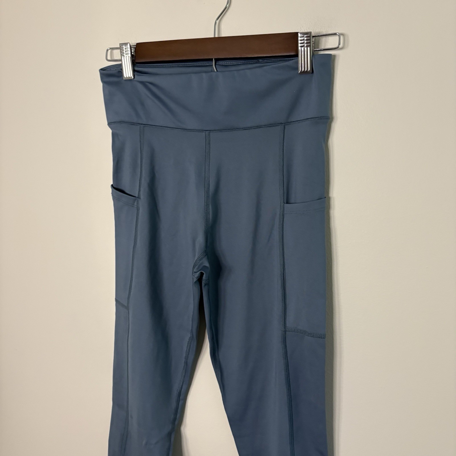 Aeropostale Women’s Medium Blue Leggings Light Sporty Neutral Gym Yoga V7
