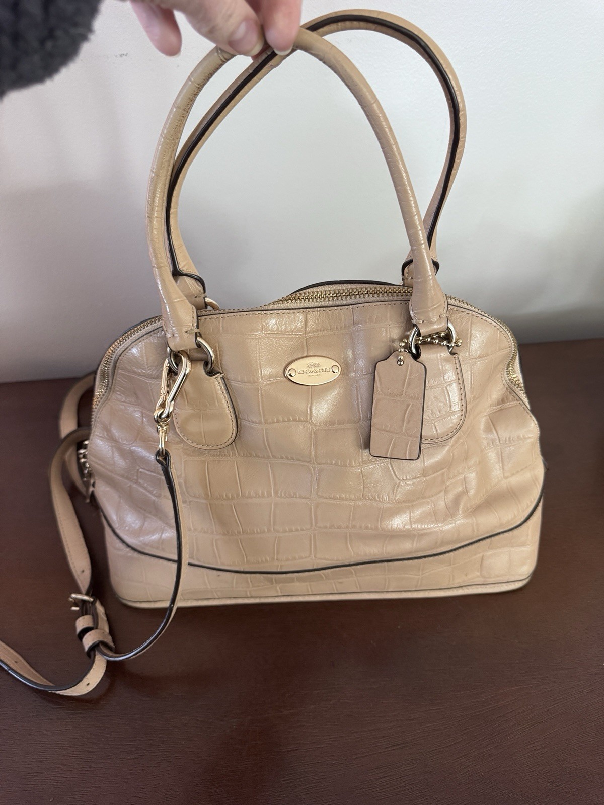 COACH BEIGE EMBOSSED CROCODILE LEATHER SIERRA BAG