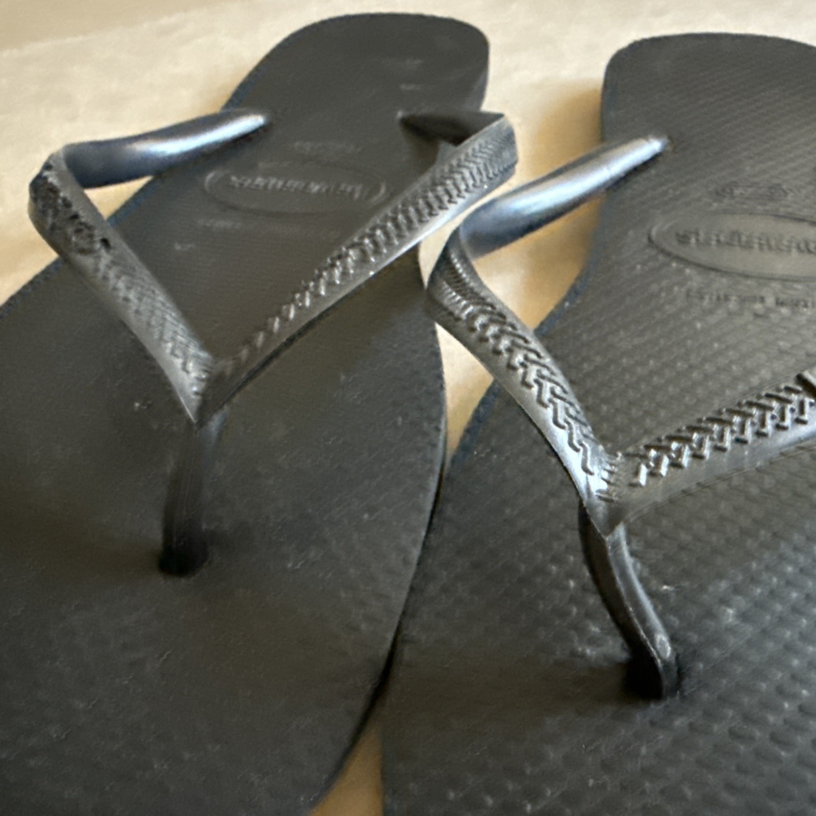 Havaianas Slim Black Classic Flip Flops 39/40 – Preowned Excellent Very Clean