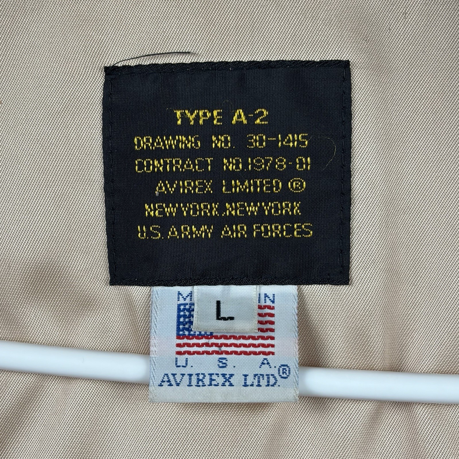 Vintage Avirex A2 Jacket Mens Large Brown Leather Flight Bomber USAF Pinup Flag