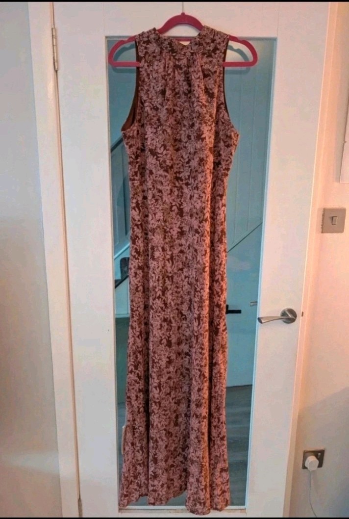 Jolie Moi Chiffon Maxi Dress Womens Size 12 Burgundy Floral Wedding Guest Party