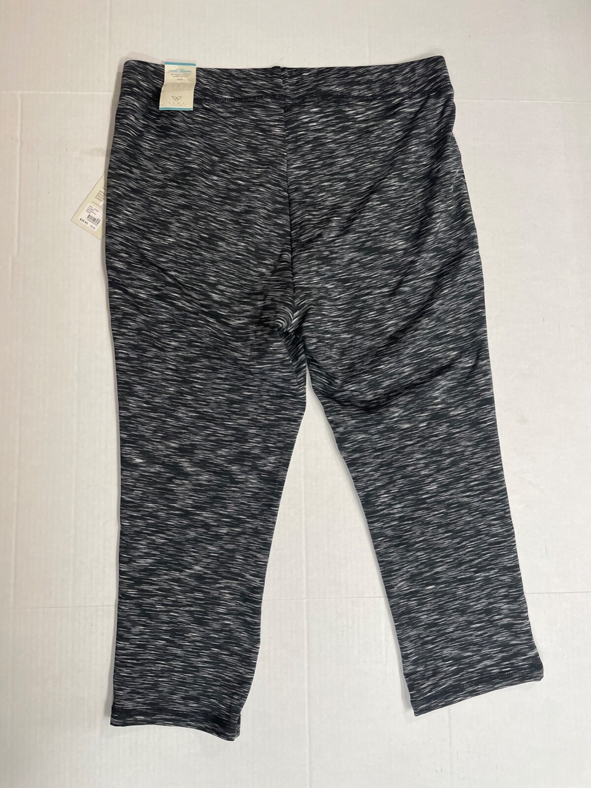 Lane Bryant Wicking Capri Legging 14/16 Black White Gray Polyester Spandex Blend