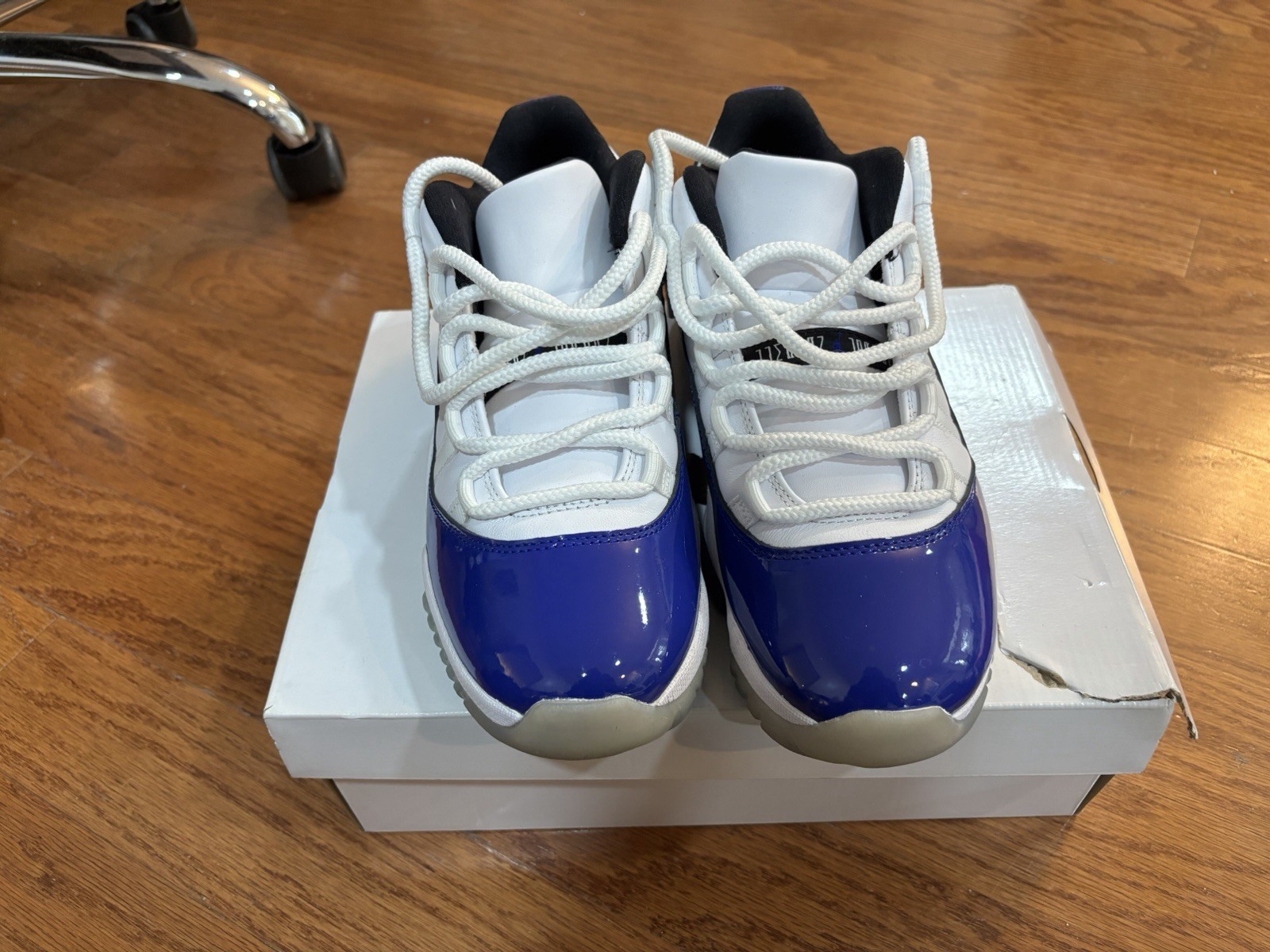Wmns Air Jordan 11 Retro Low ‘Concord Sketch’ (Women’s US Size 8.5)