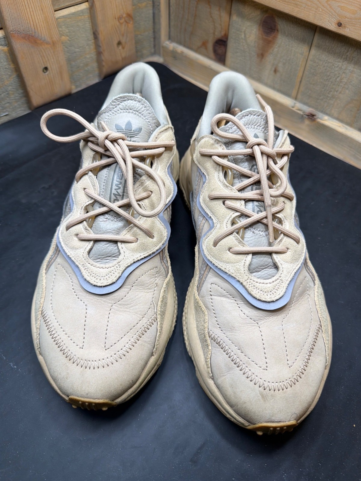 Adidas Ozweego Pale Nude Beige Sneakers Mens Size 10 – EE6462 Suede Reflective