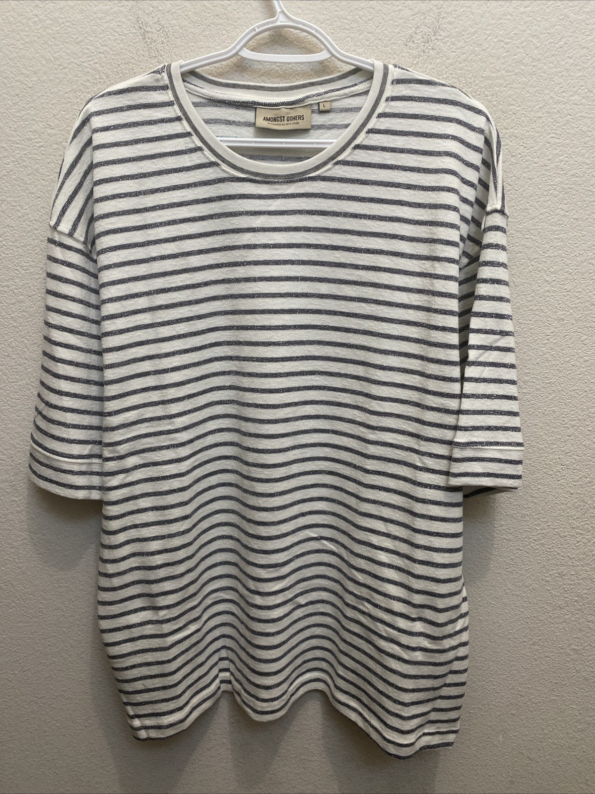 Amongst Others Men’s Large White Crew Neck T-Shirt Boxy Fit Drop Shoulder NWT