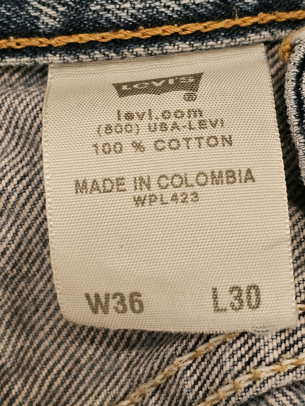 Levi’s 501xx Button Fly Men’s Cotton Denim Jeans – Light Stonewash 36×30