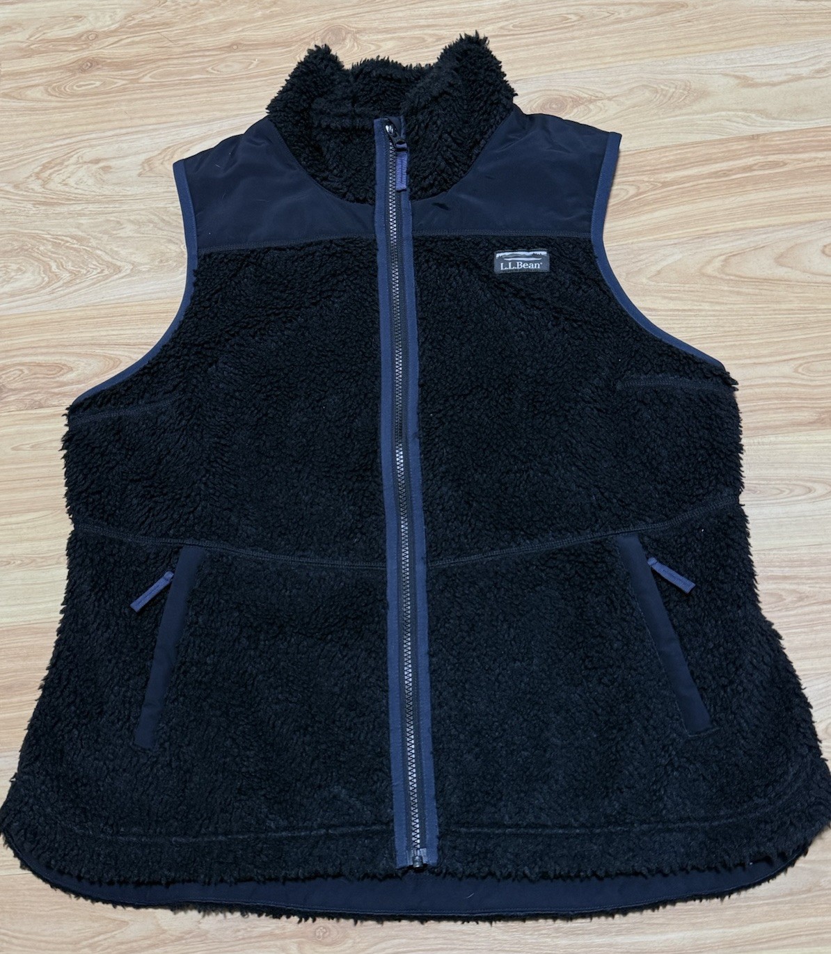 LL BEAN WOMENS 100% RECYCLED POLYESTER HEAVY FLEECE ZIPPER FRONT VEST SZ XL