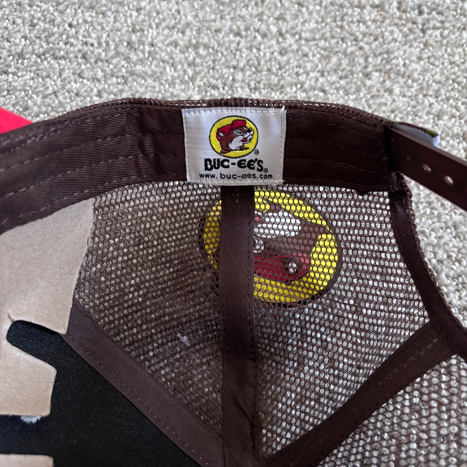 NWT Buc-ees Trucker Hat Cap Est 1982 Texas Red White Brown Mesh Snapback