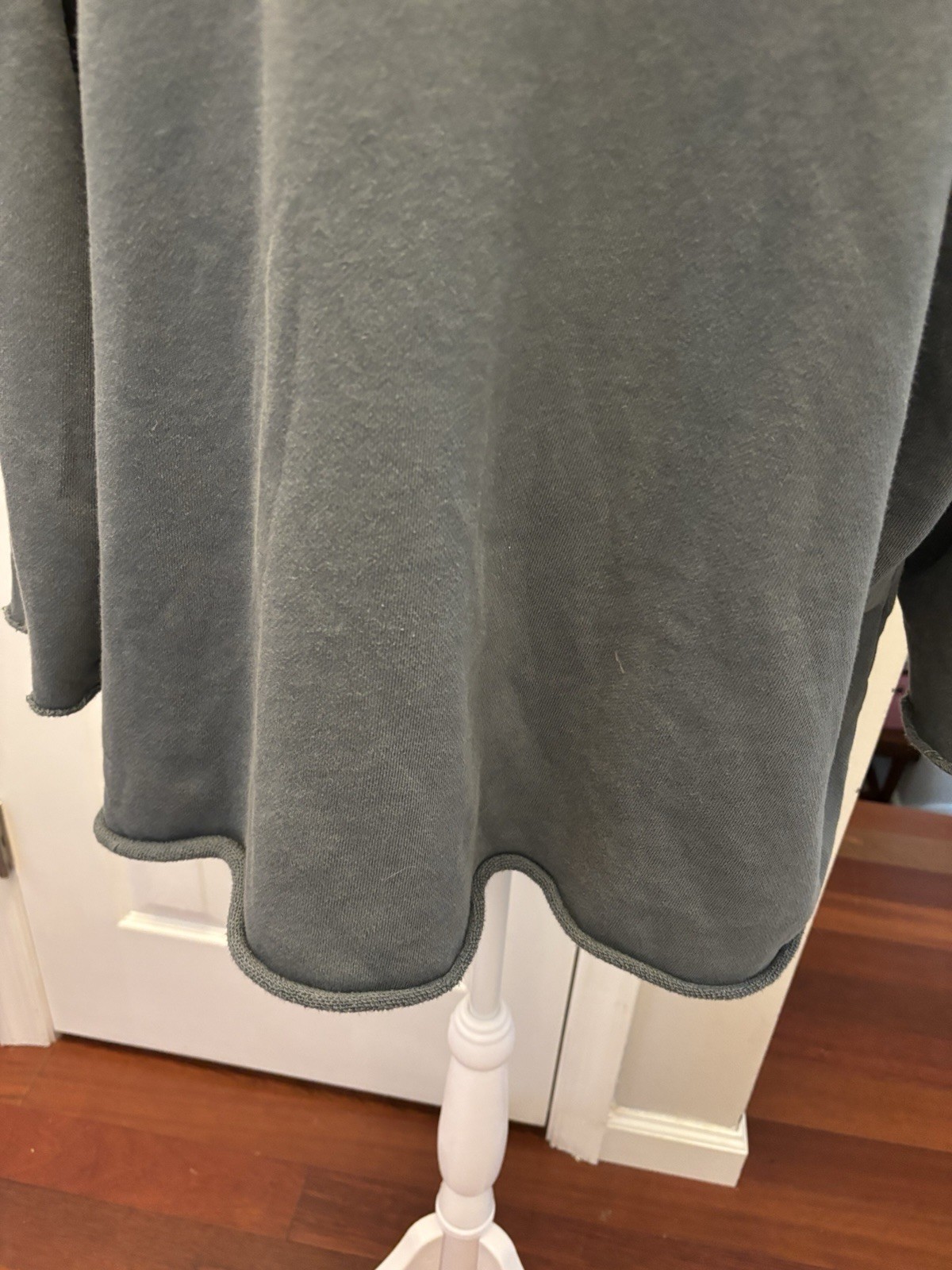Eileen Fisher Women’s Green Raw Edge Boxy Sweatshirt Organic Cotton XL Lagenlook