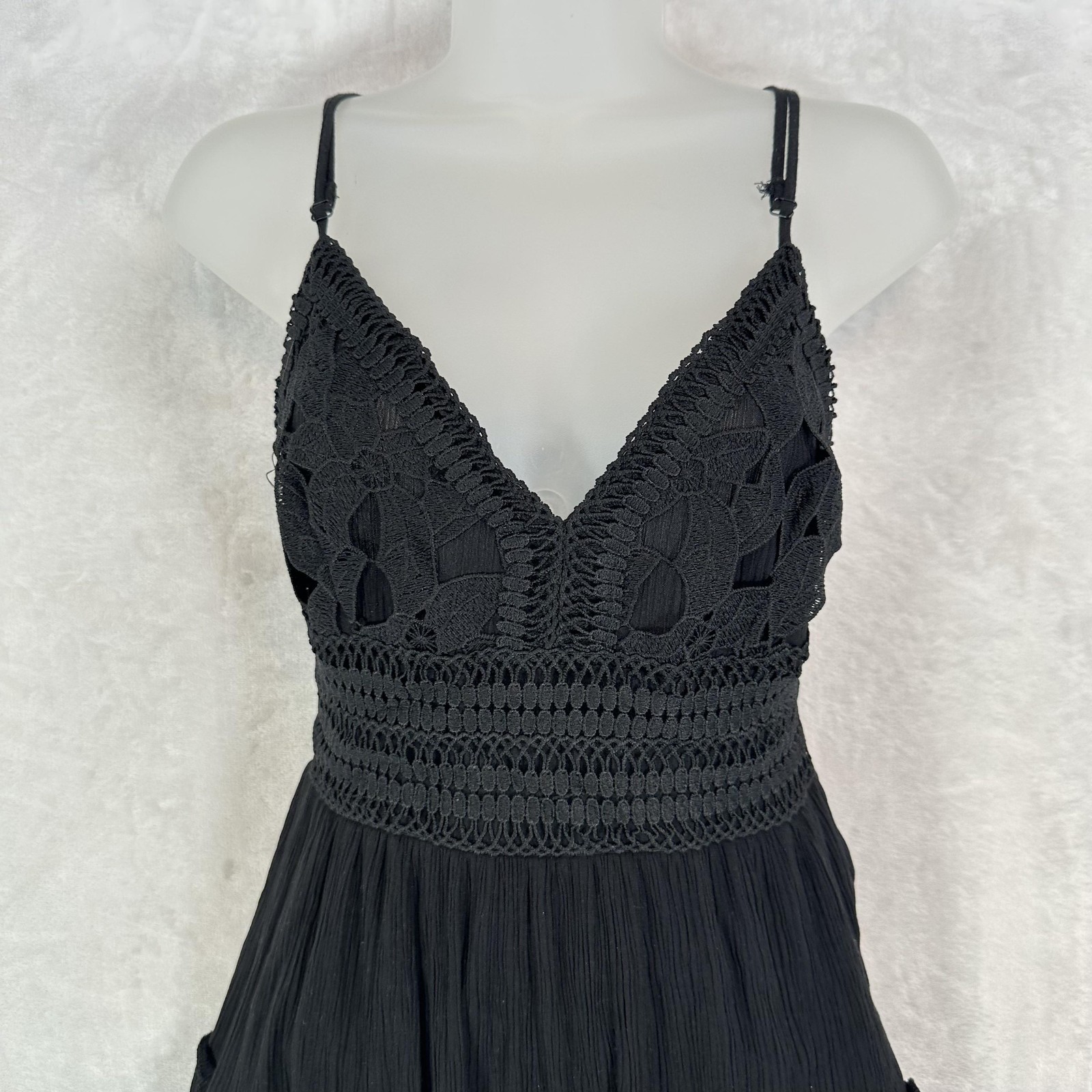 Streetwear Society Dress Womens Medium Black Crochet Ruffle Tie Back Boho Beachy