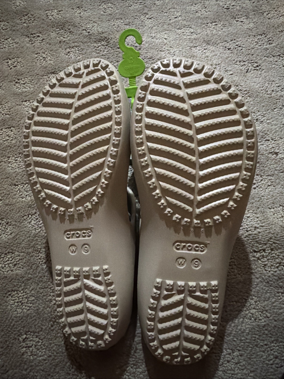 Crocs Kadee II Cobblestone Sandals. Sz 9. NWT!