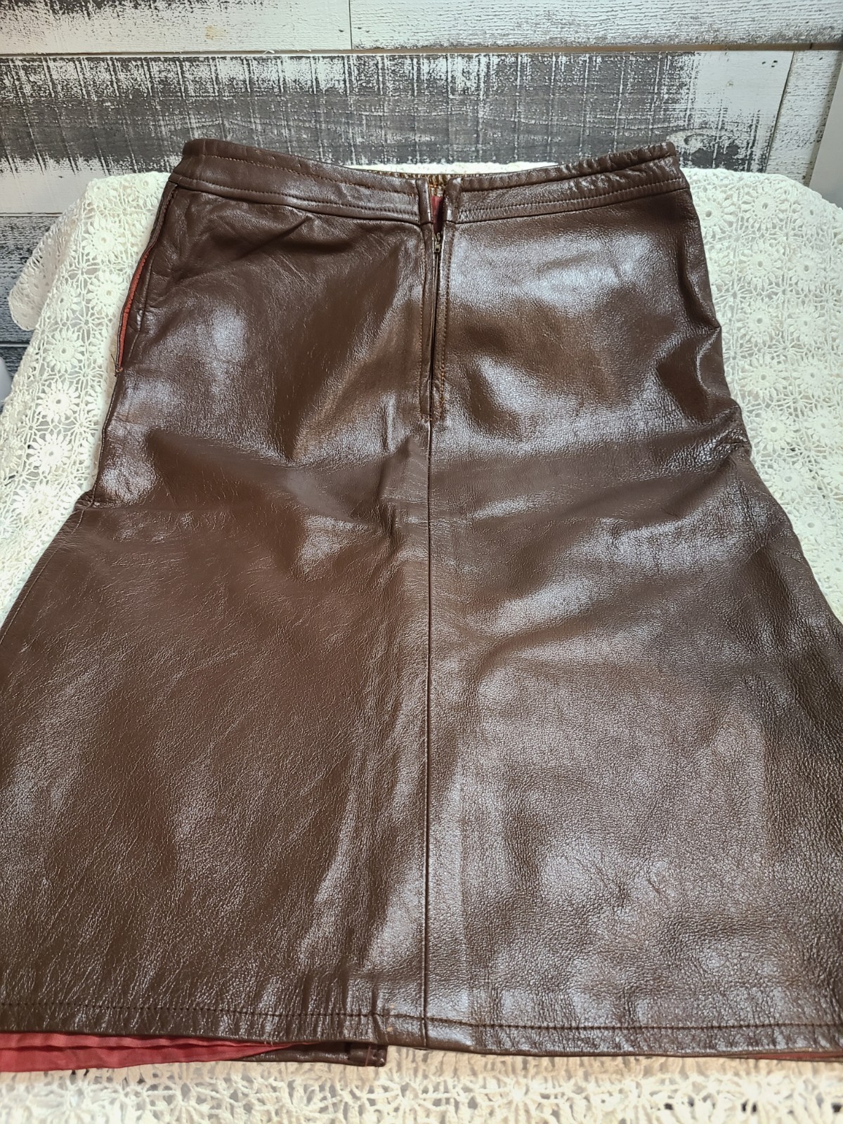 Vintage Lined Leather A Line Skirt Size 10~Waist 30″ Length 25″ Made In USA