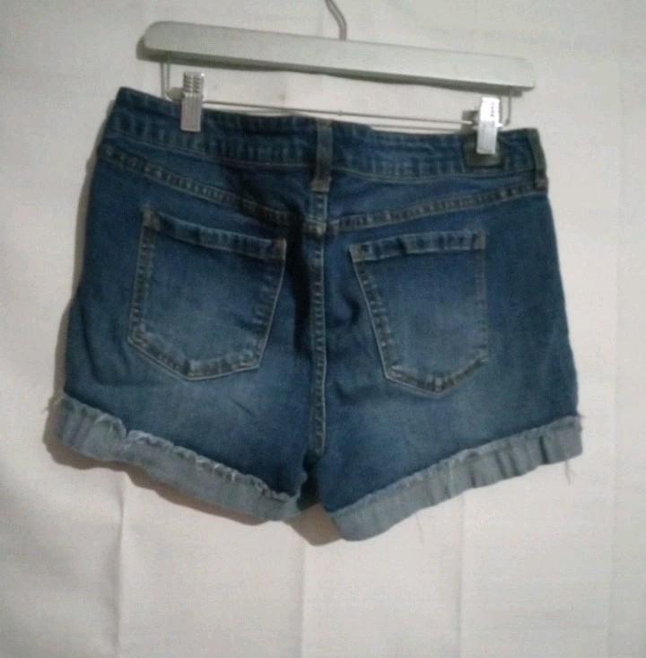 Cute Celebrity Pink Denim Jean Shorts Cuffed Size 11 Waist Approx 34 Stretch