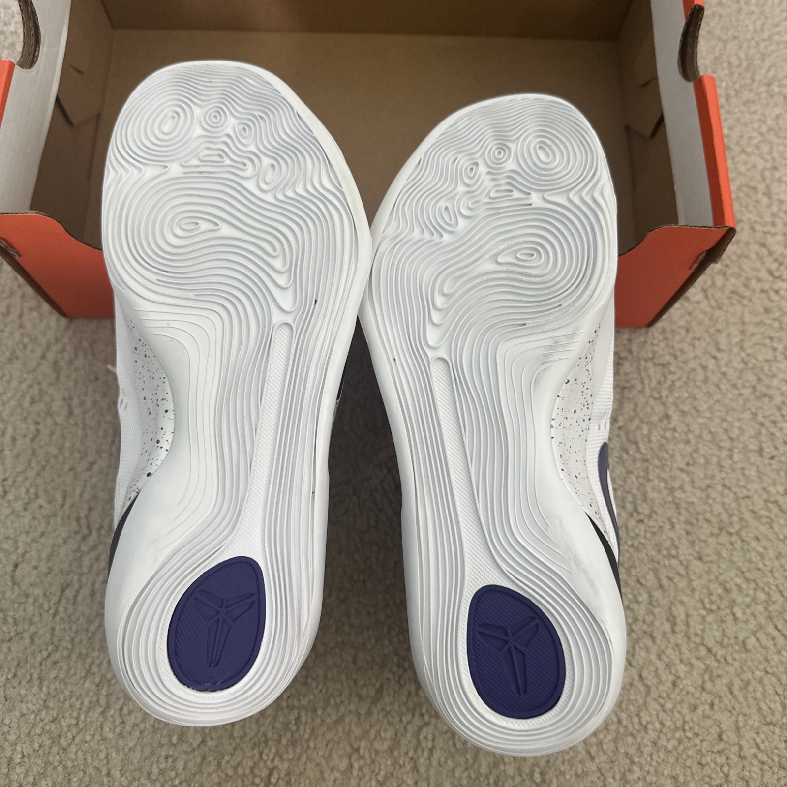 Kobe 9 Elite EM Protro White/Purple Size 8