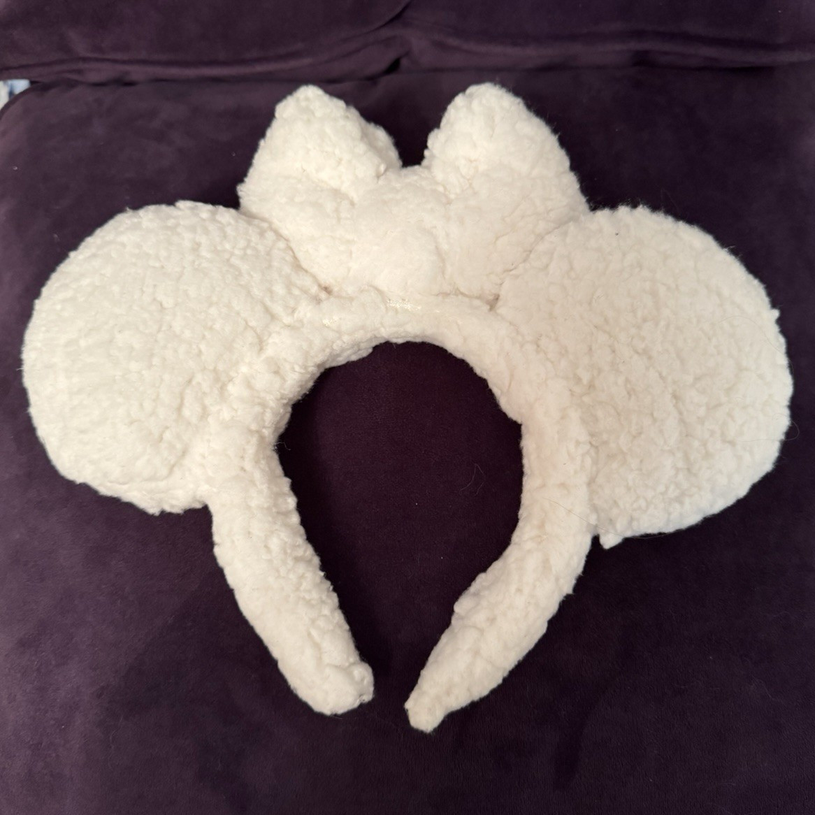 Minnie Mouse White Faux Fur Padded Mouse Ear Headband with Bow, Solid