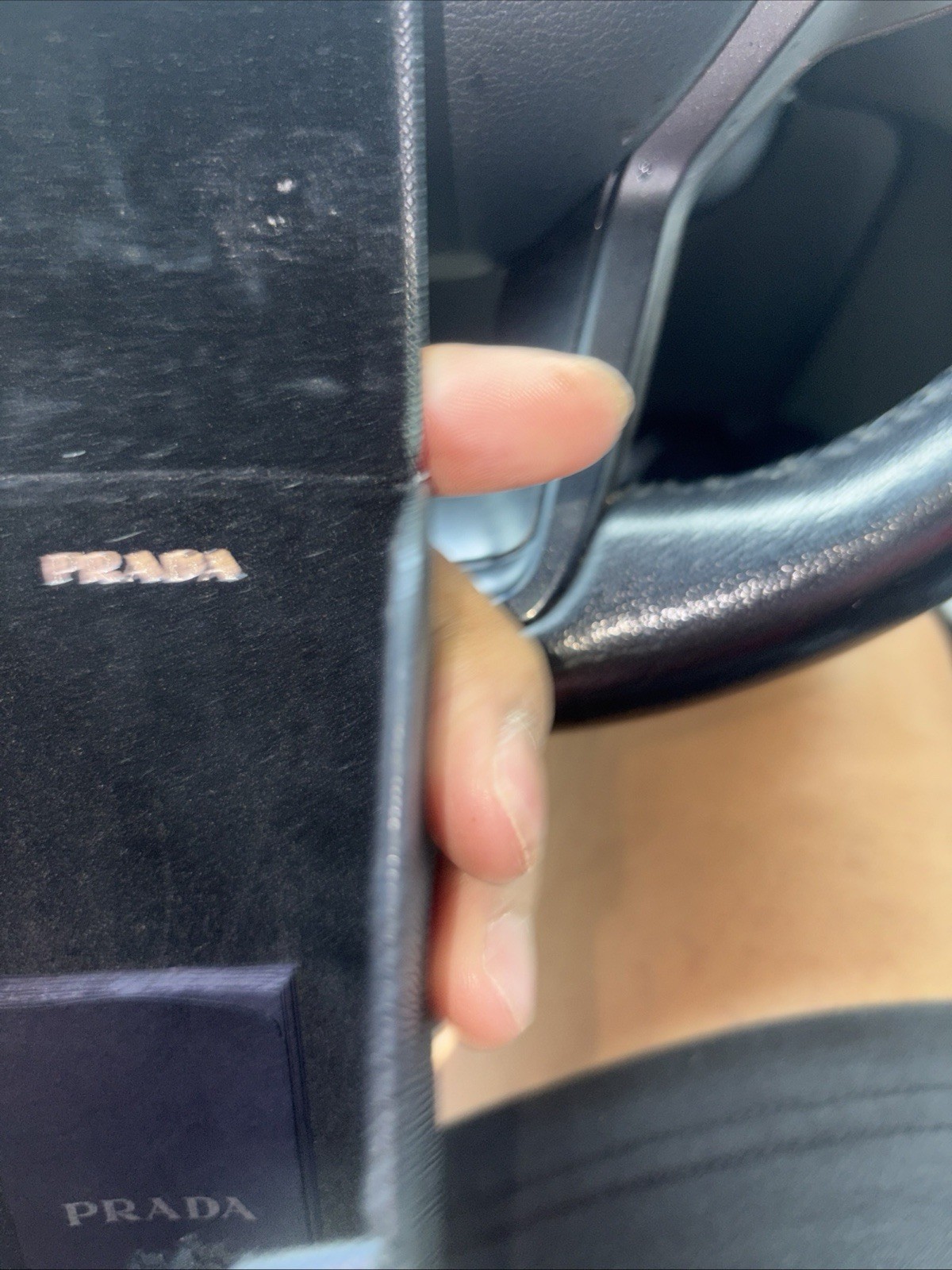 Model: SPR 19W * Size: 52 21 145 * Includes Original PRADA Box