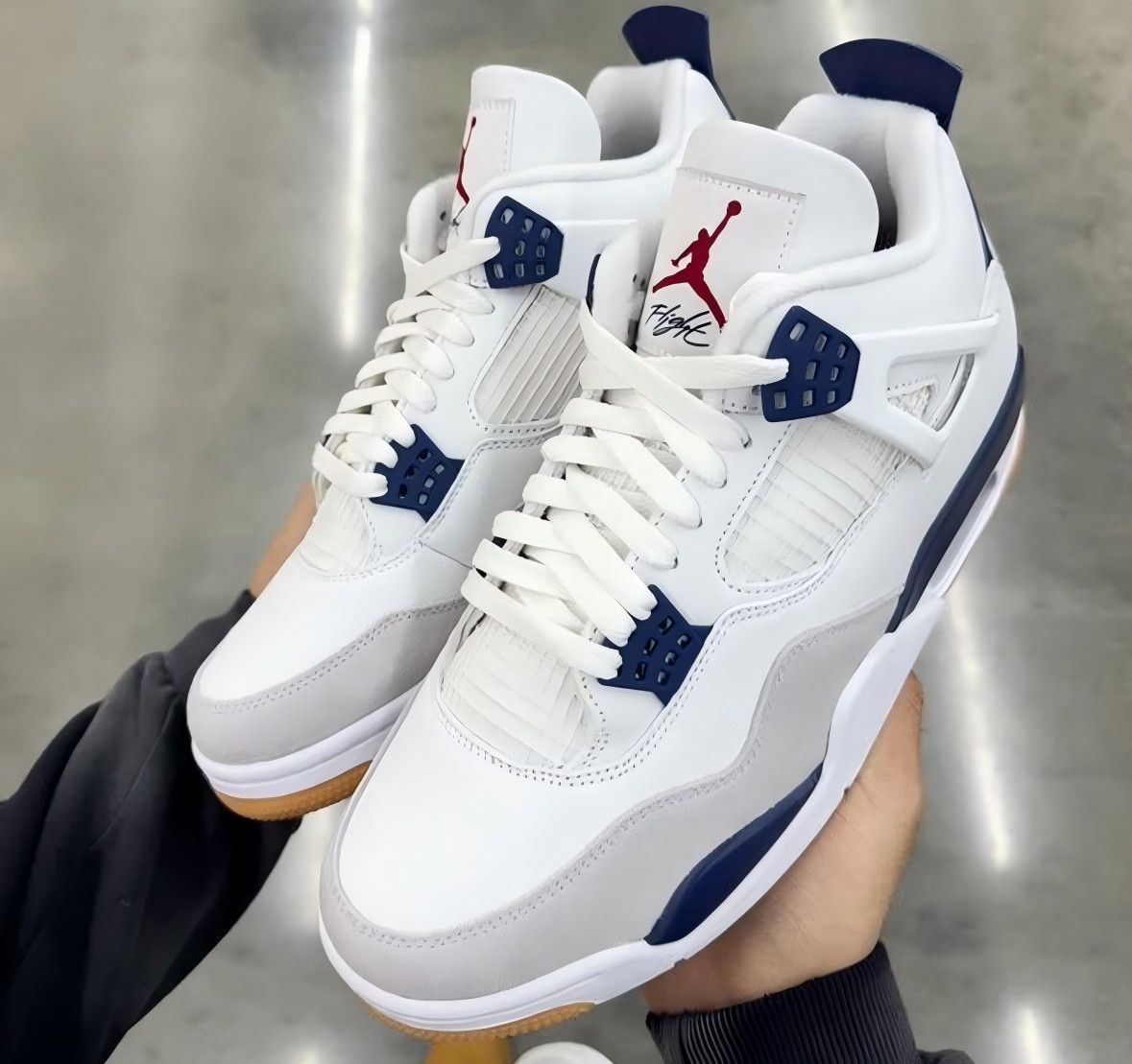 Jordan 4 Retro SB “Navy Blue” Men’s Basketball Shoes – Mid Top – US Size 7–12