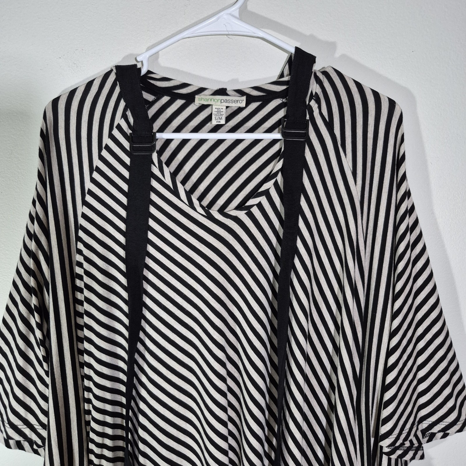 Shannon Passero Pullover Top Hoodie Size S/M Black And Beige Poncho Style Modern