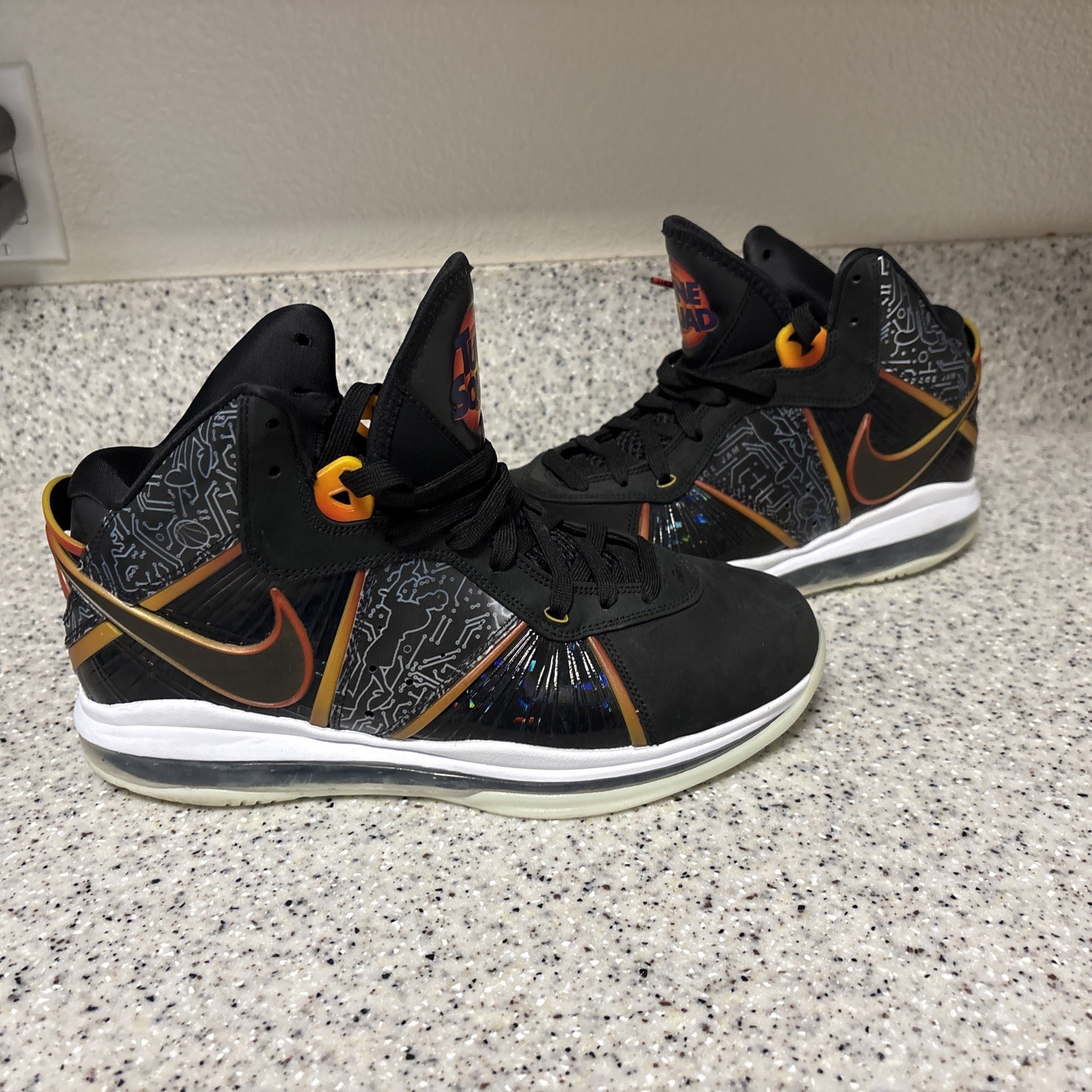 Size 10.5 – Nike Space Jam x LeBron 8 A New Legacy Shoes/Sneakers Please Read