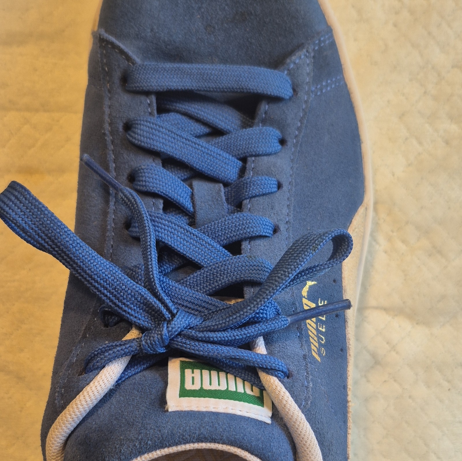 PUMA Suede Blue/Beige/White Solid Suede Low Top Lace Up Men’s Sneaker