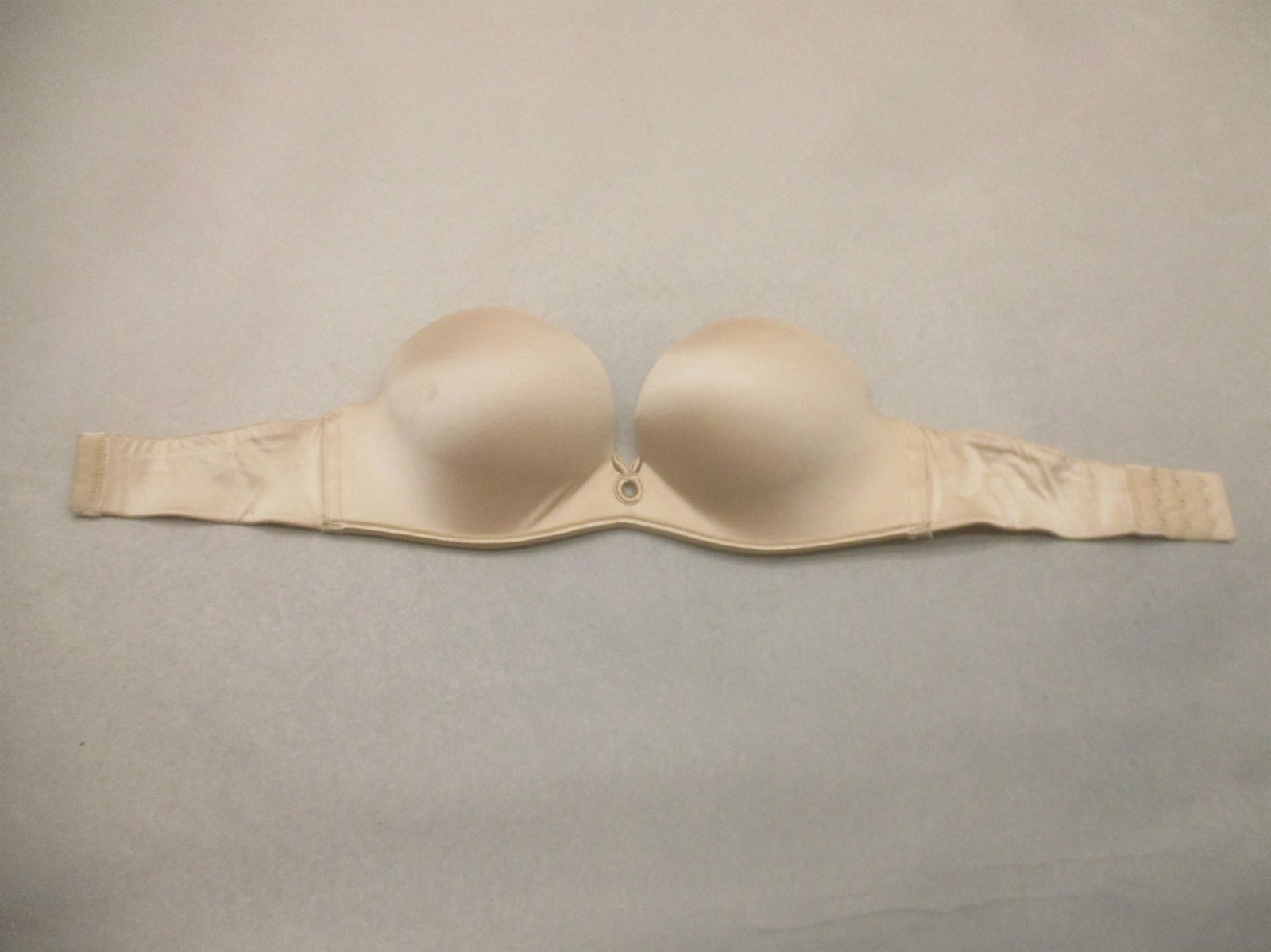 32B Victorias Secret Women Beige Lined Underwired Back Closure Strapless Bra 10R