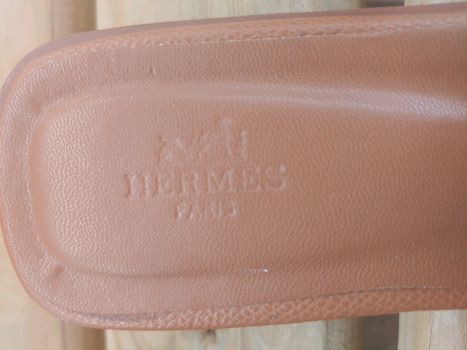 HERMES Oran EXCELLENT Brown Logo Slide Sandals Leather Women’s Size 6.5 Slip On