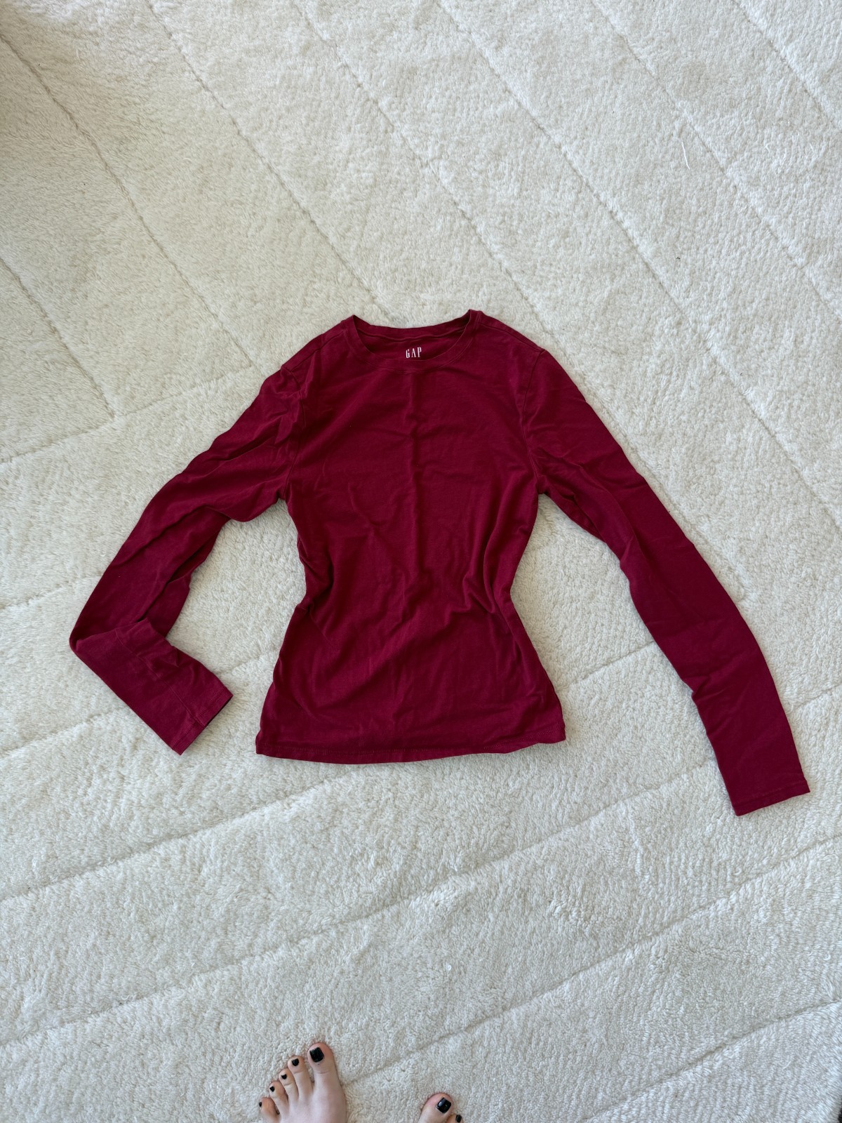 Gap Women’s Long Sleeve T-Shirt Burgundy Round Neck Knit Basic Size S