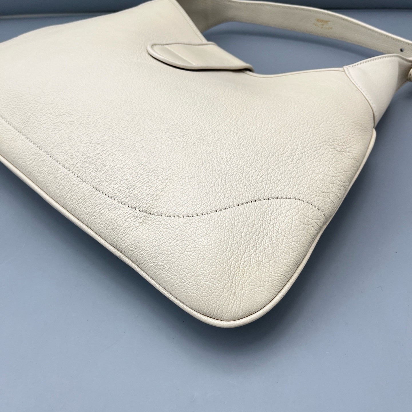 Gucci Pre-Owned Authentic Underarm Bag 39*25*6cm Free Tracked Shipping