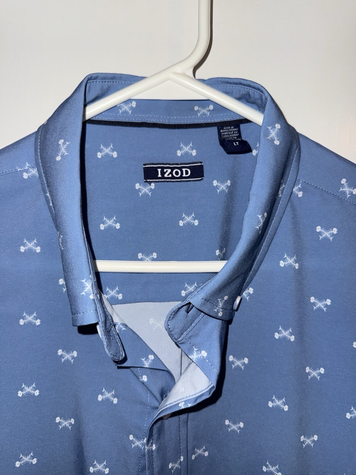 Izod NWT Shirt Men’s LT Short Sleeve Button Down Fishbone Pattern Blue