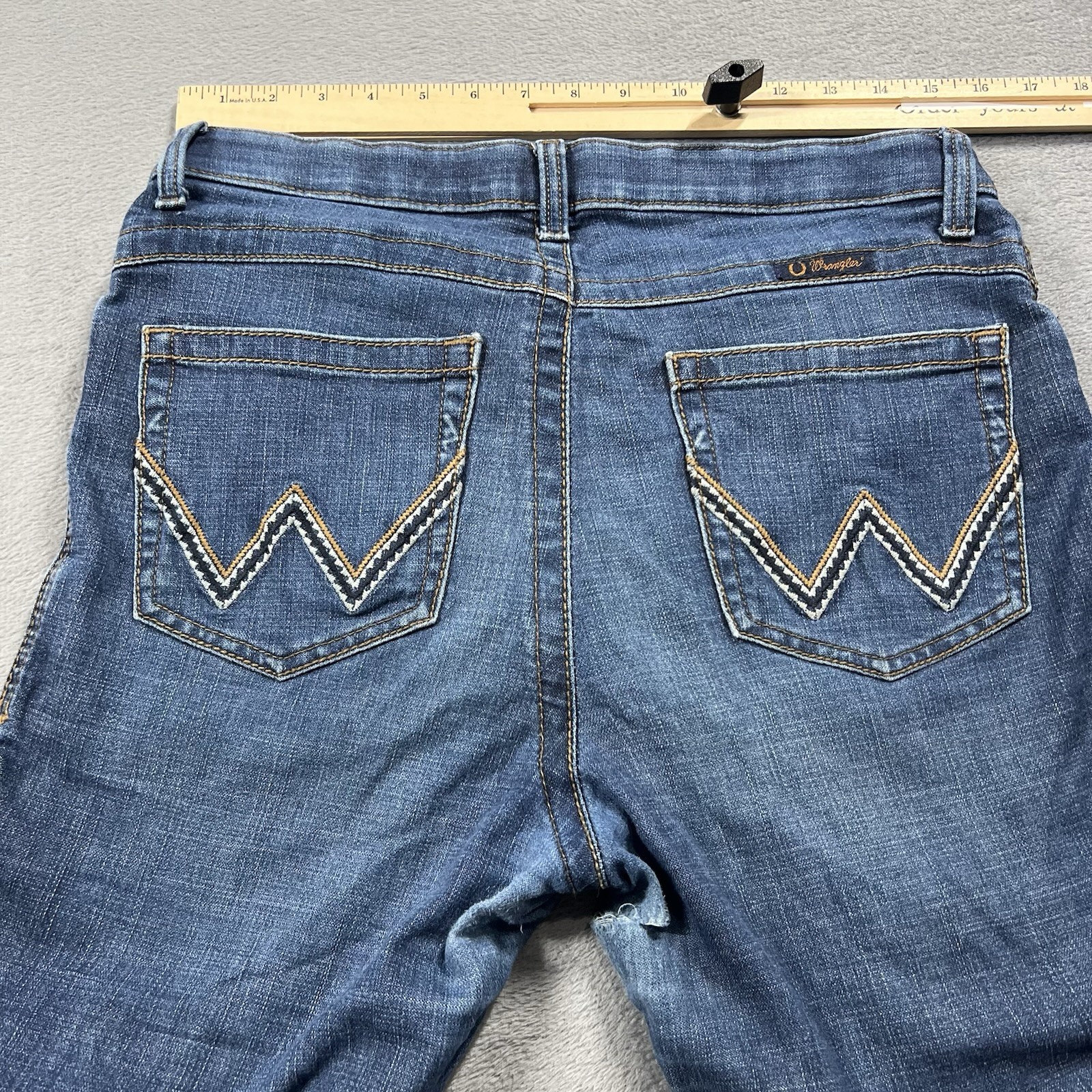 Wrangler Jeans Womens 11 Blue Bootcut Willow Ultimate Riding Medium Wash Denim