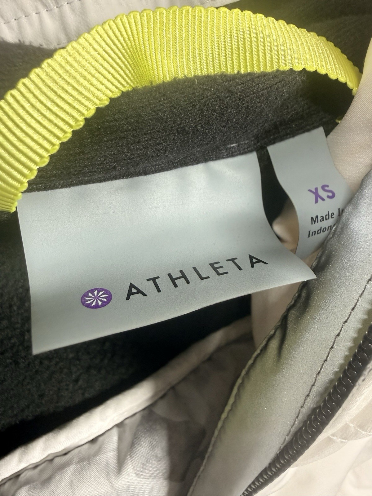 Athleta Hooded Insulated Jacket White Black Gray Women’s XS