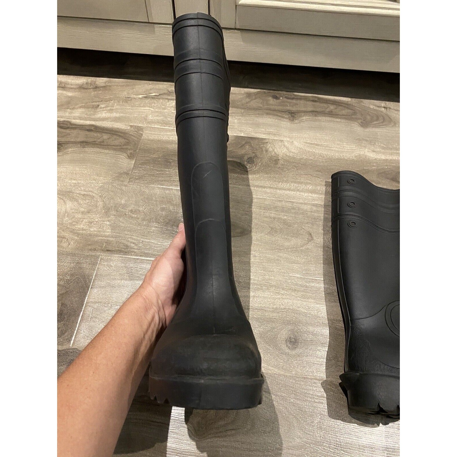 Black Dunlop Protective Footwear Rubber Work Boots Plain Toe W6/M4 – Nice Cond!